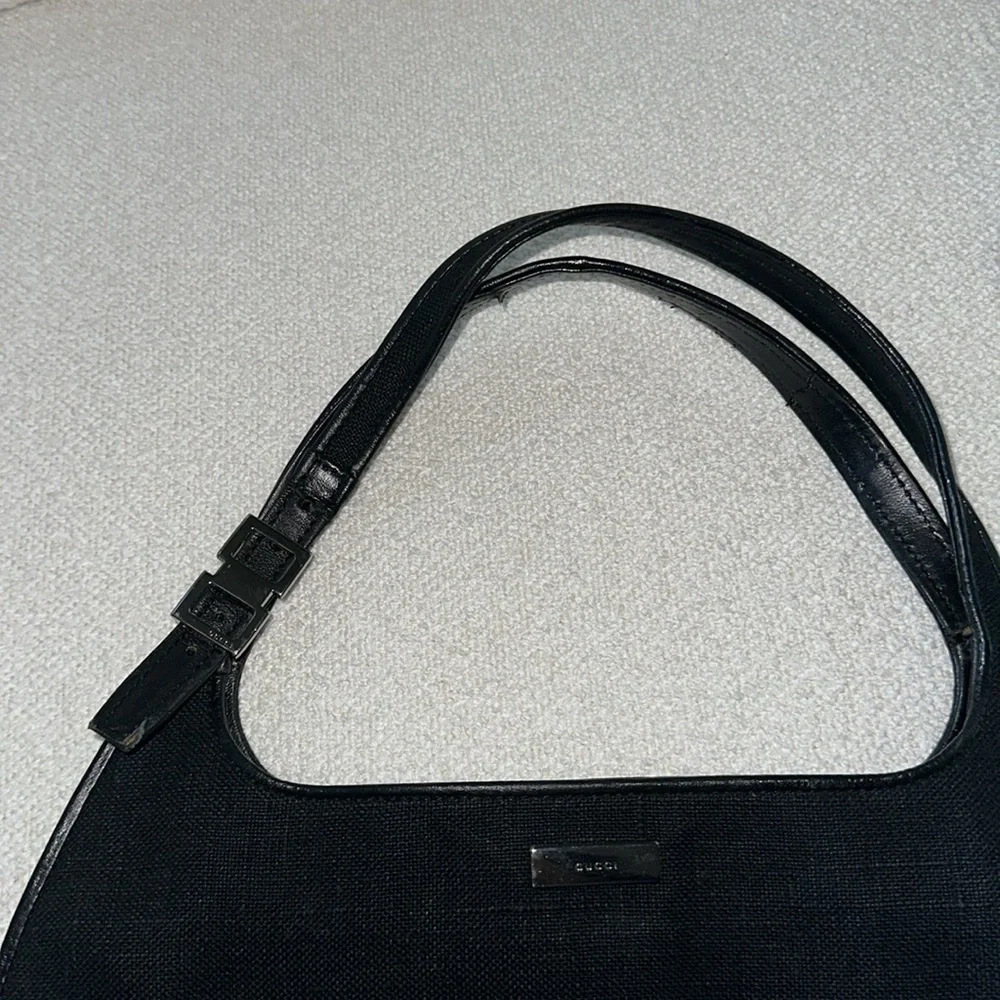 Gucci Black Shoulder Bag - Picture 13 of 17